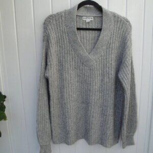 Ava & VIV Sweater Women's Size X V-Neck Gray Pullover